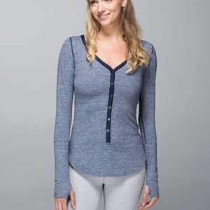Lululemon Awesoma Henley Heathered Inkwell